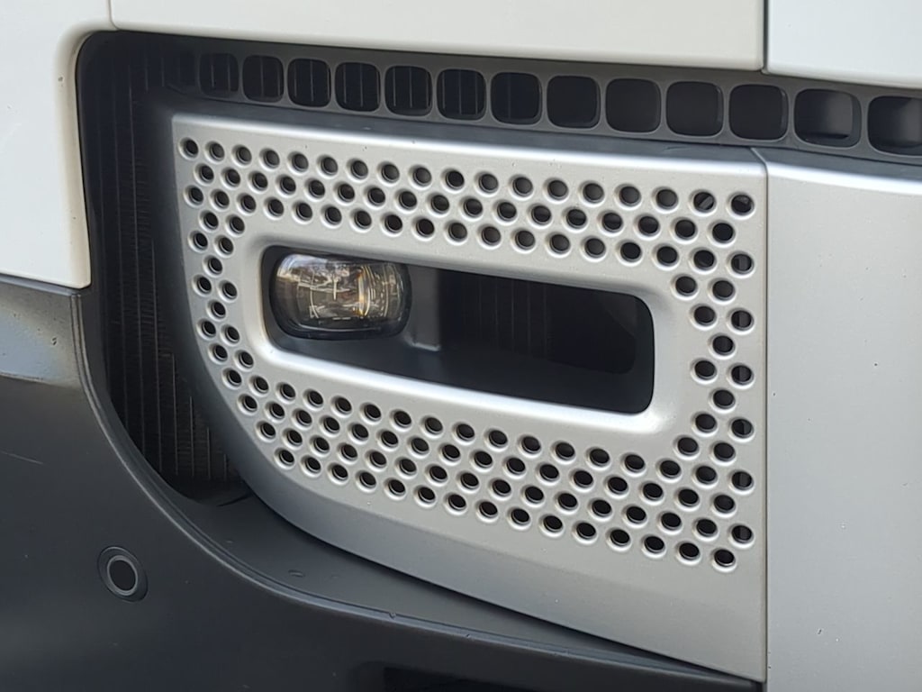 Thumbnail: 2024 Land Rover Defender - 5