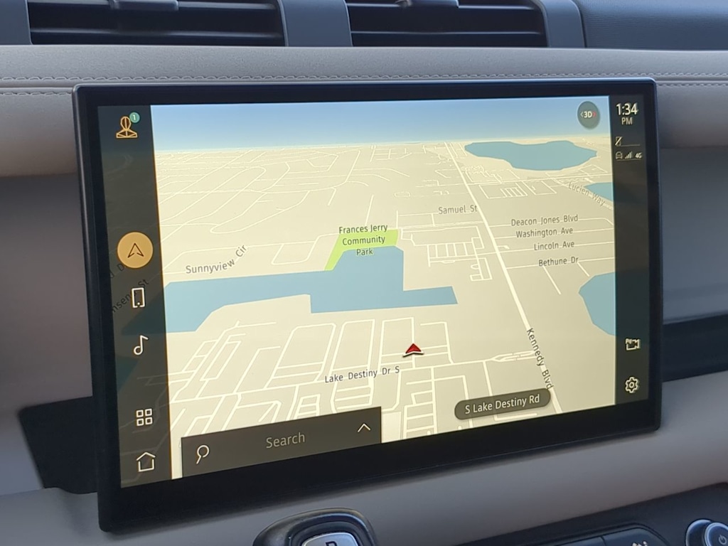 Thumbnail: 2022 Land Rover Defender - 34