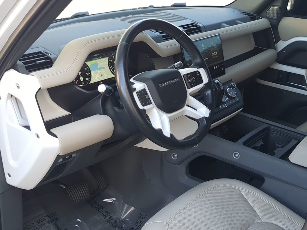 Thumbnail: 2022 Land Rover Defender - 2