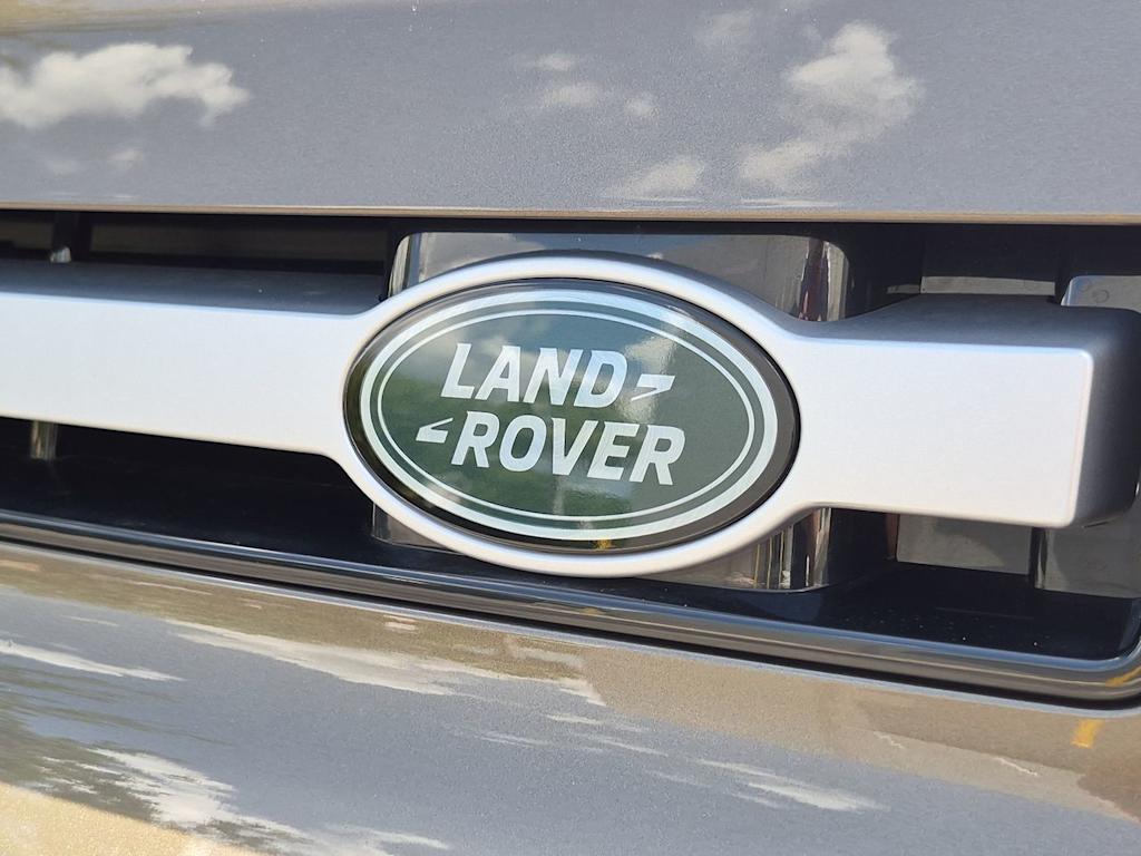 Thumbnail: 2025 Land Rover Defender - 23