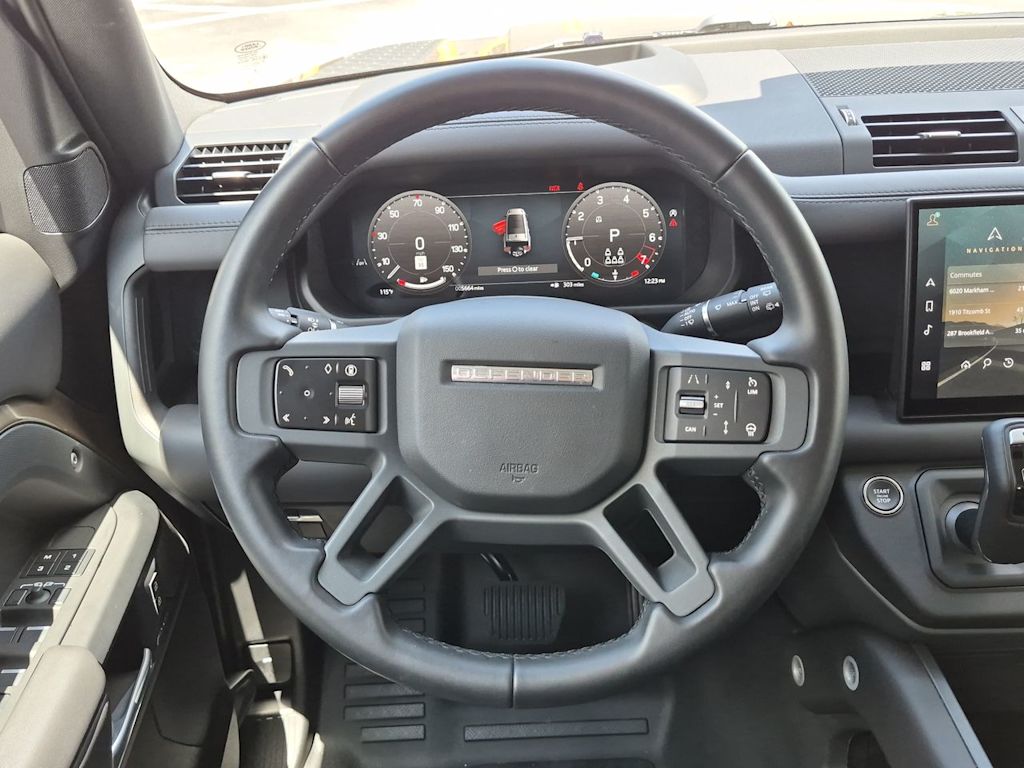 Thumbnail: 2025 Land Rover Defender - 12