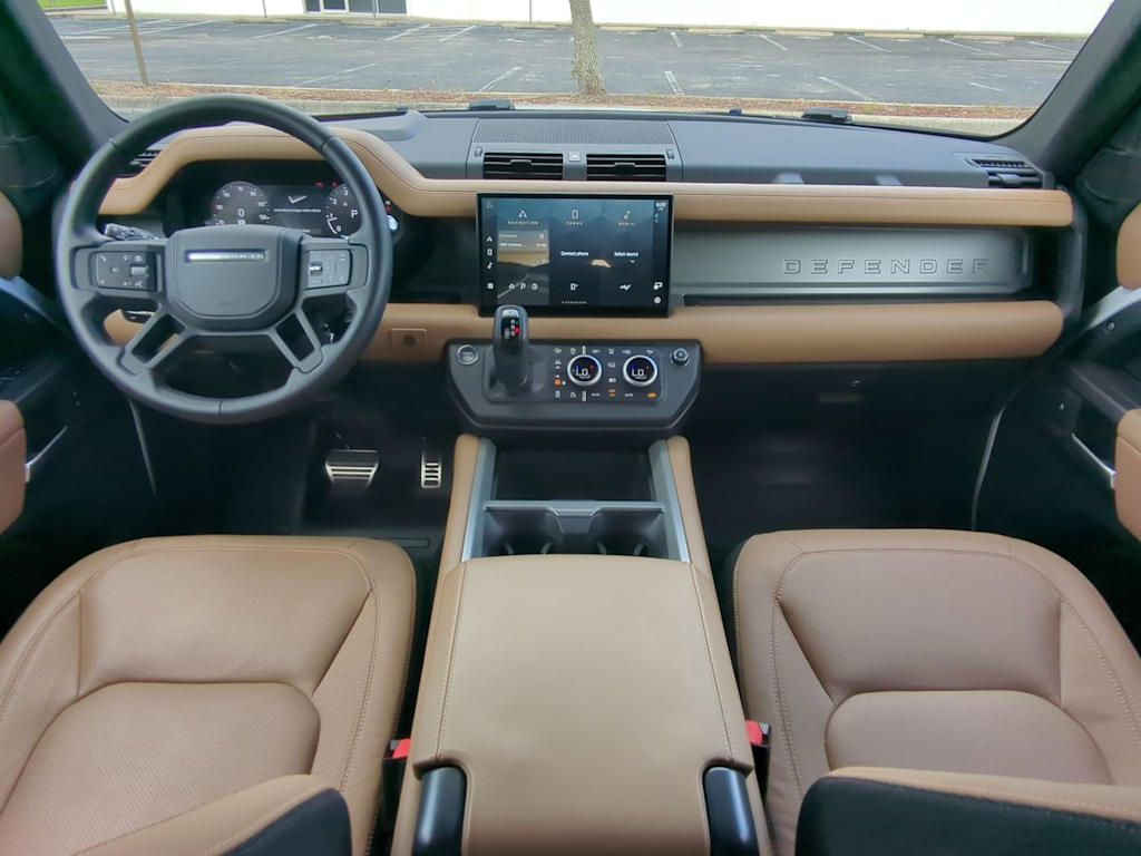 Thumbnail: 2025 Land Rover Defender - 8