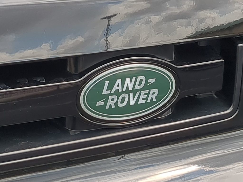 Thumbnail: 2025 Land Rover Defender - 25