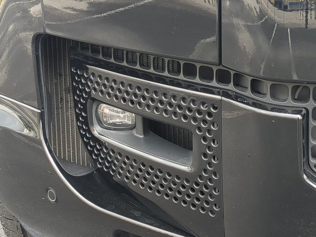 Thumbnail: 2025 Land Rover Defender - 5