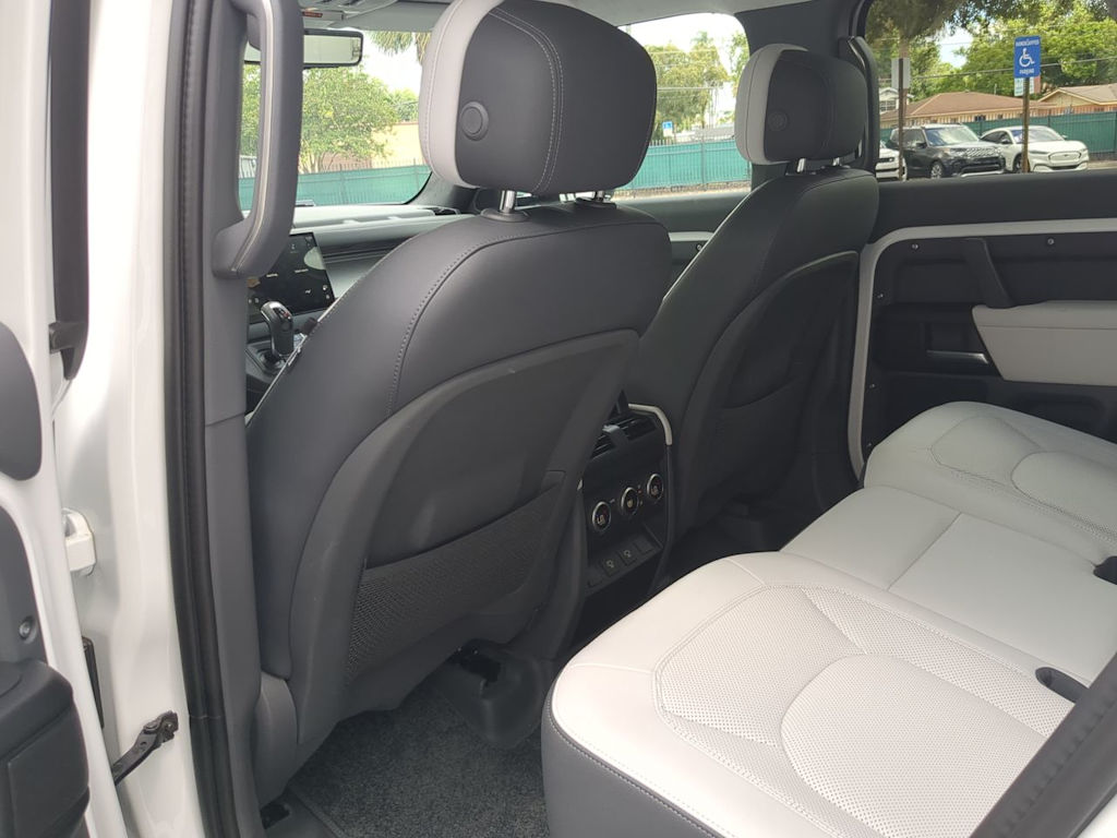 Thumbnail: 2025 Land Rover Defender - 11