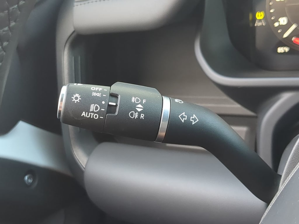 Thumbnail: 2024 Land Rover Defender - 15