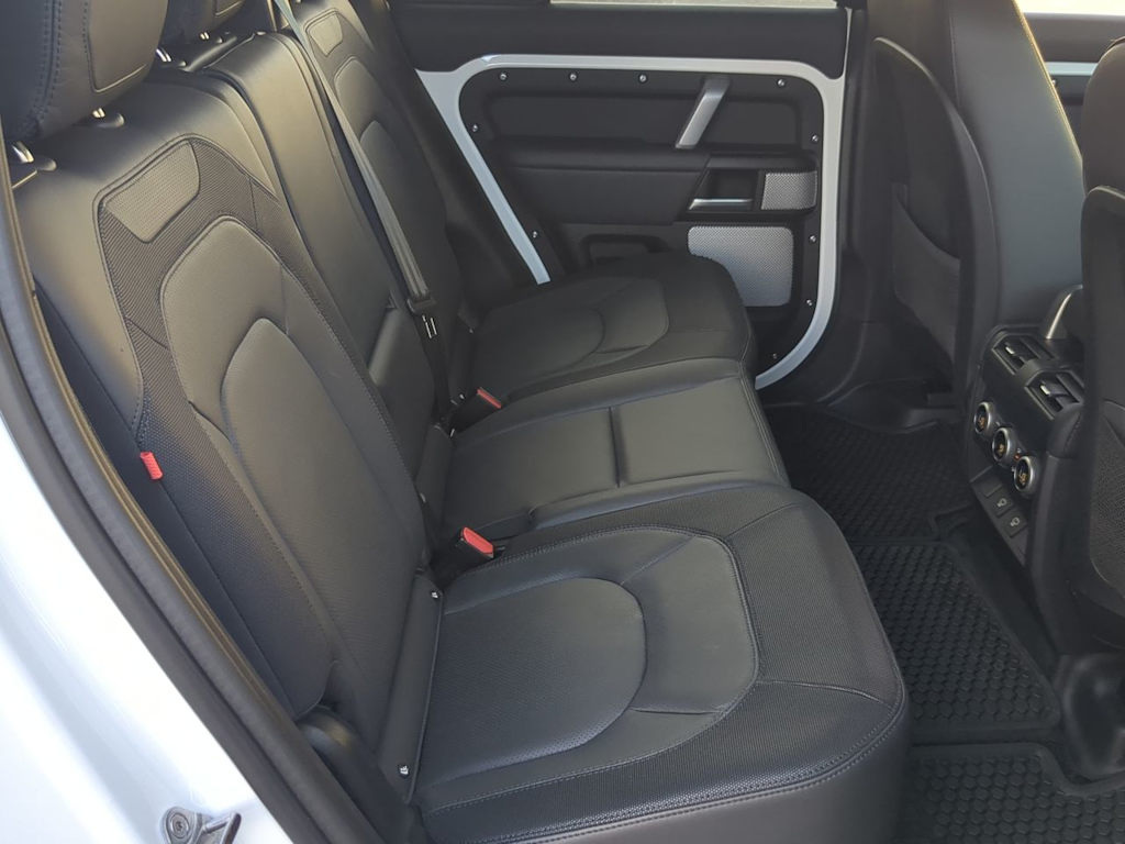 Thumbnail: 2024 Land Rover Defender - 28