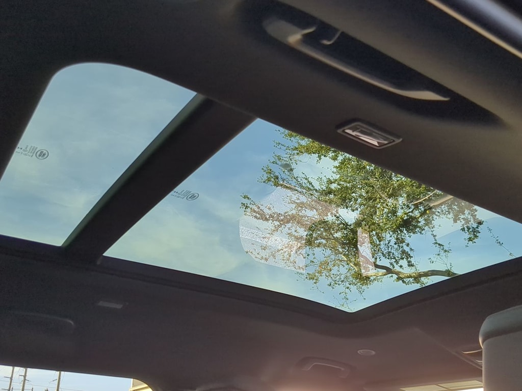 Thumbnail: 2024 Land Rover Defender - 19