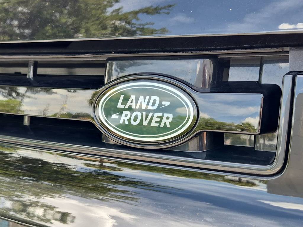 Thumbnail: 2025 Land Rover Defender - 6