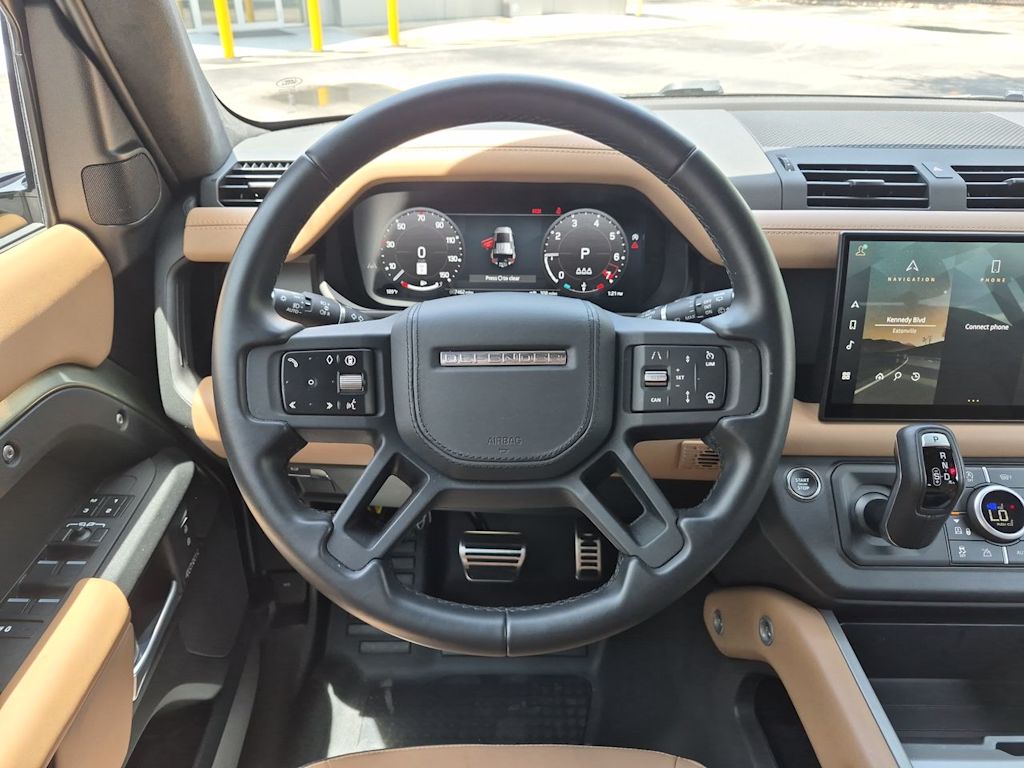 Thumbnail: 2025 Land Rover Defender - 13