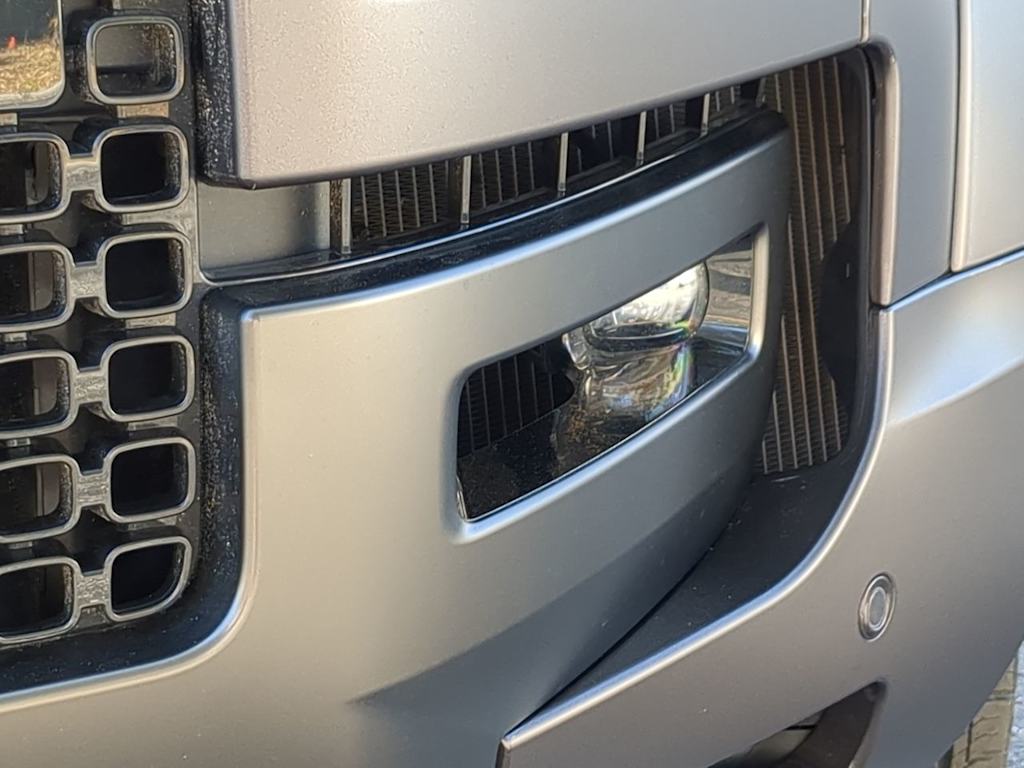 Thumbnail: 2025 Land Rover Defender - 8