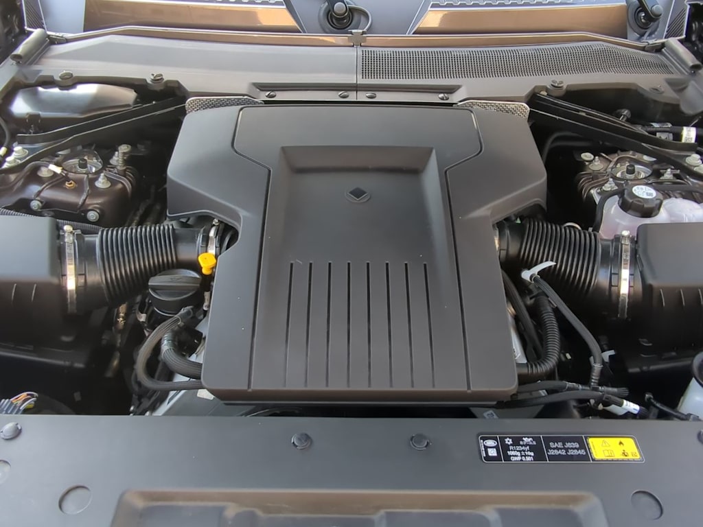 Thumbnail: 2025 Land Rover Defender - 25