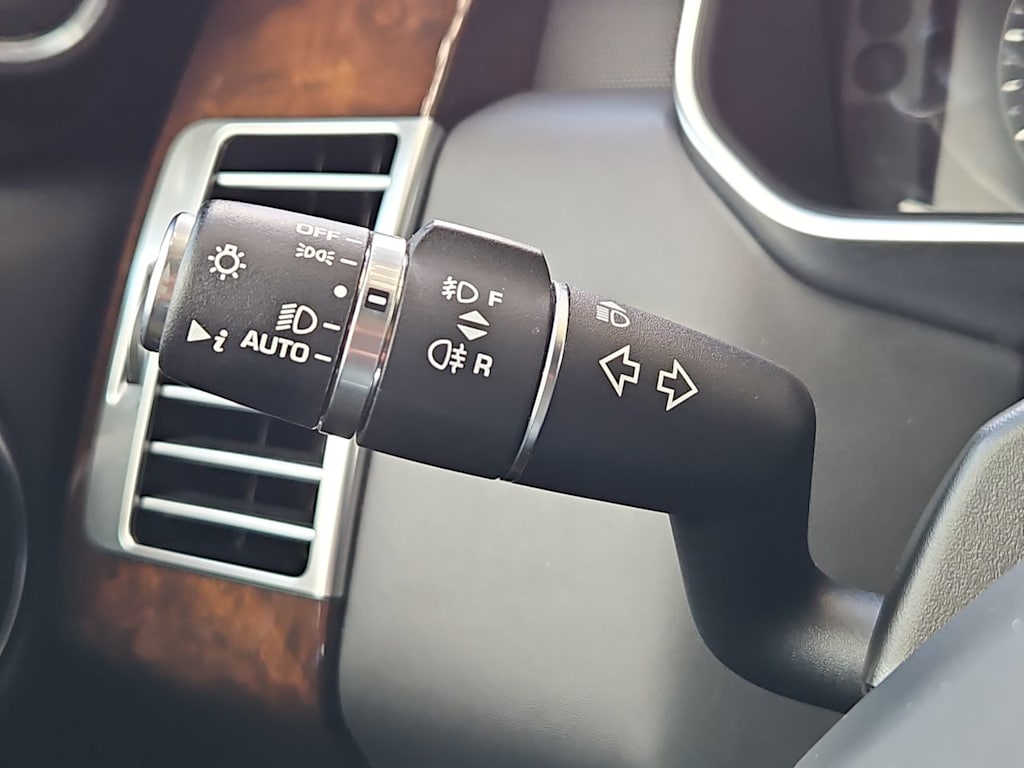 Thumbnail: 2022 Land Rover Range Rover - 35