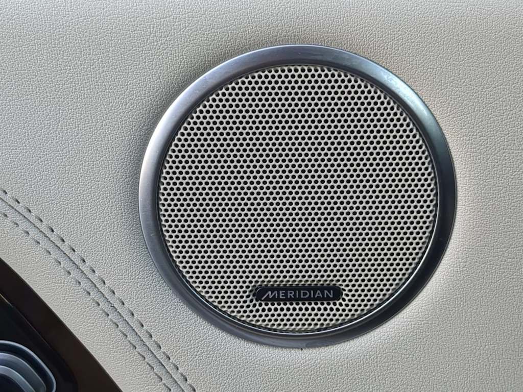 Thumbnail: 2020 Land Rover Range Rover - 35