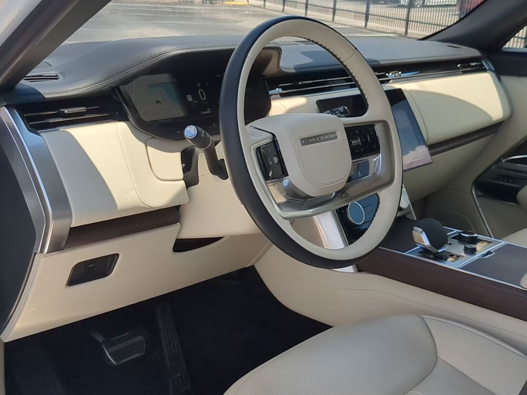 Thumbnail: 2023 Land Rover Range Rover - 2