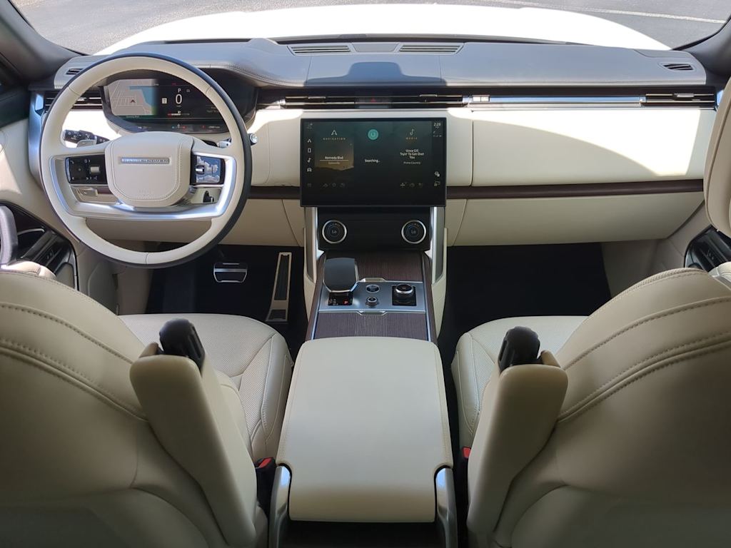 Thumbnail: 2023 Land Rover Range Rover - 9