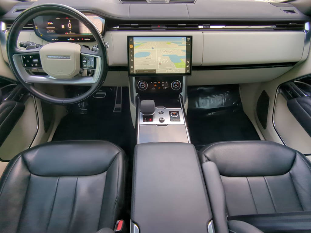 2023 Land Rover Range Rover Autobiography 10