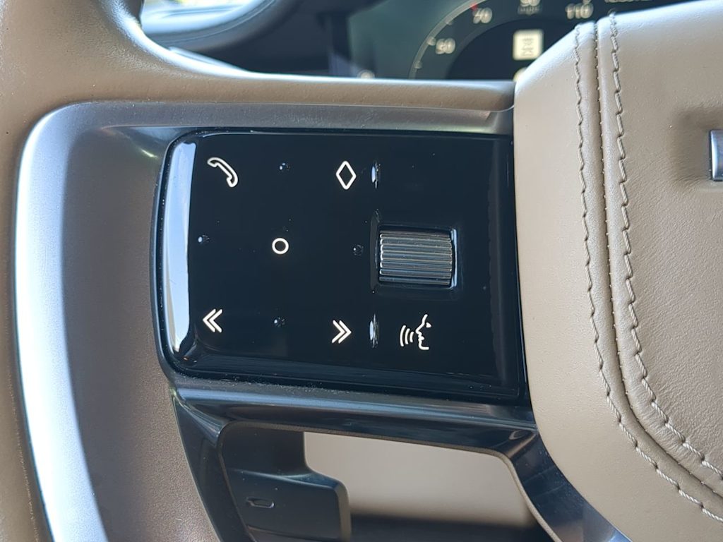 Thumbnail: 2023 Land Rover Range Rover - 30