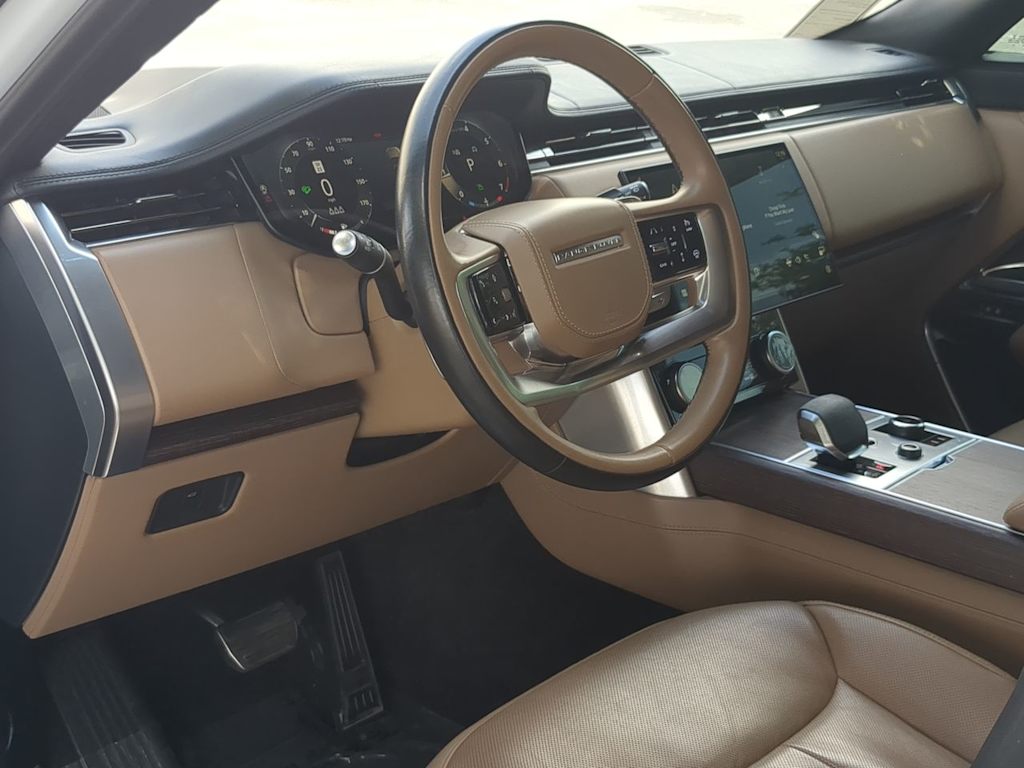 Thumbnail: 2023 Land Rover Range Rover - 2