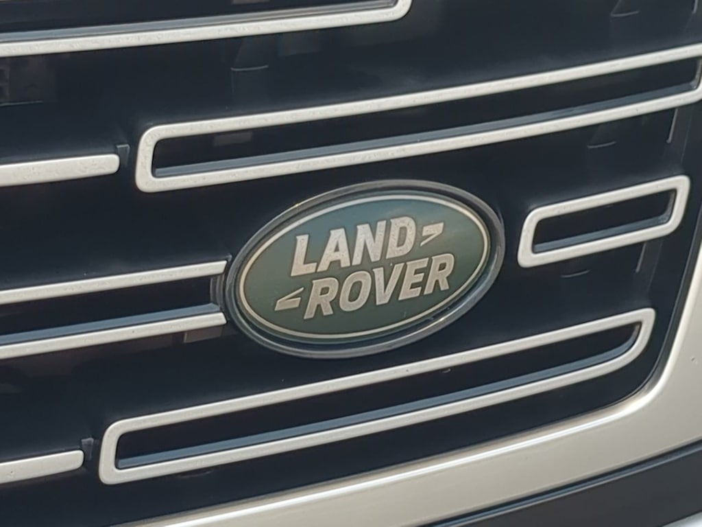 Thumbnail: 2023 Land Rover Range Rover - 25