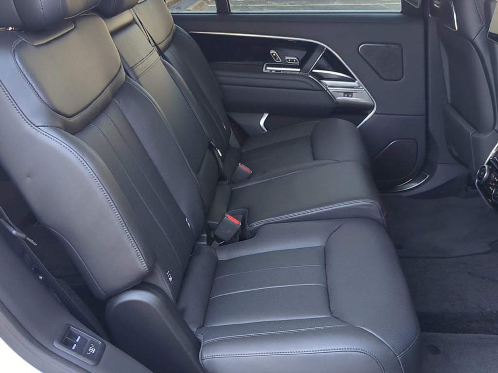Thumbnail: 2025 Land Rover Range Rover - 27