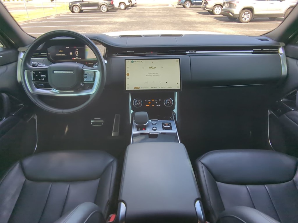 Thumbnail: 2023 Land Rover Range Rover - 9