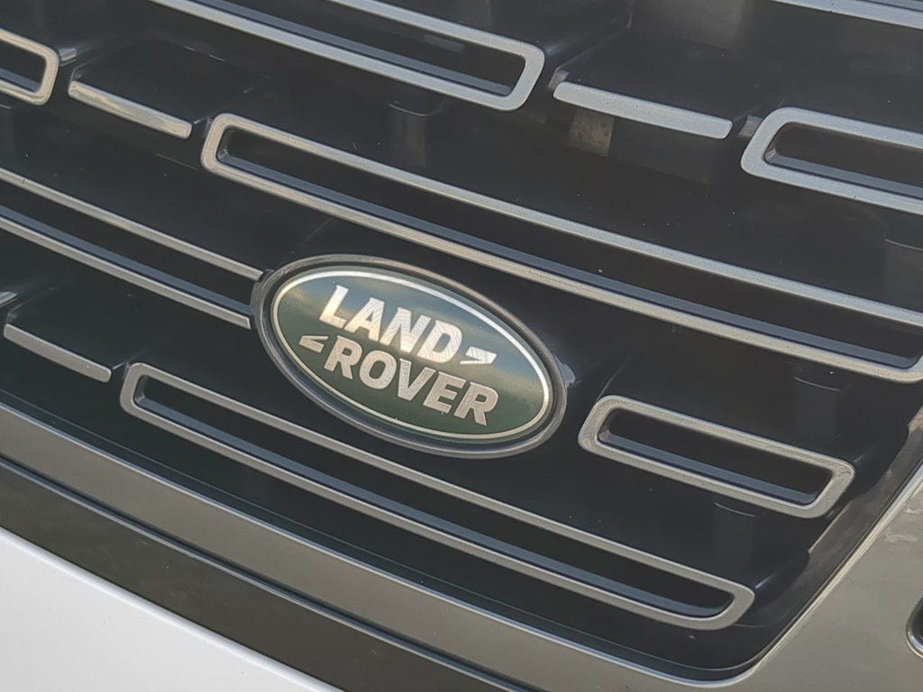 Thumbnail: 2023 Land Rover Range Rover - 24