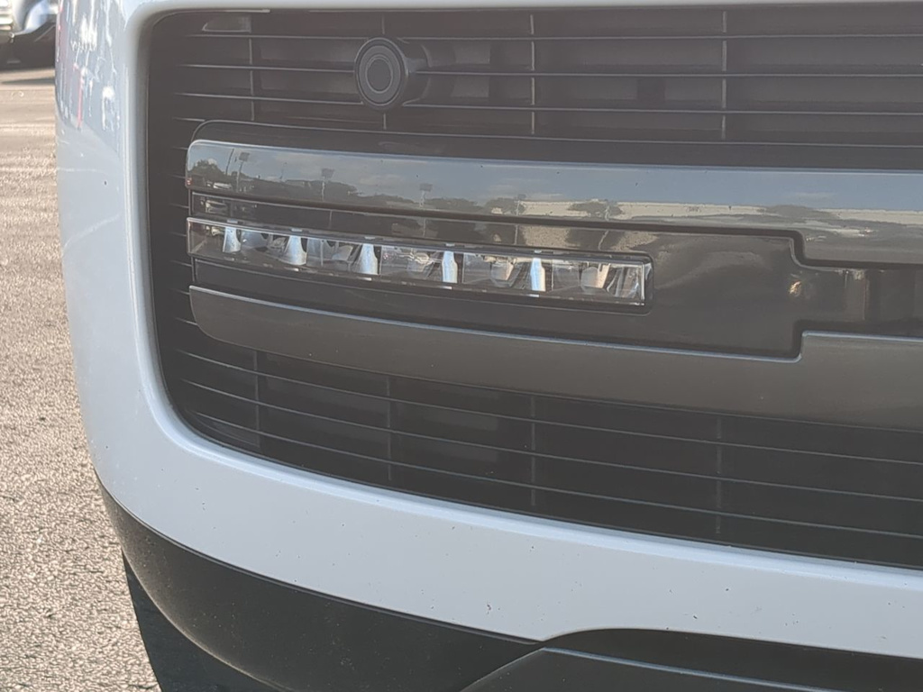 Thumbnail: 2023 Land Rover Range Rover - 6