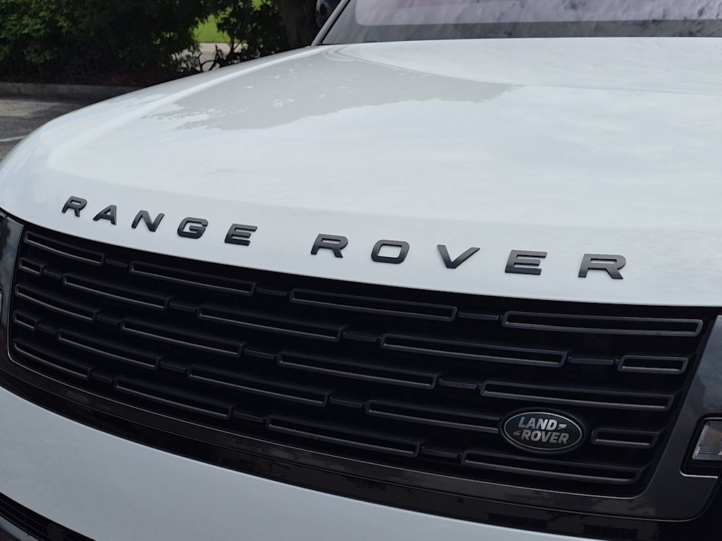 Thumbnail: 2023 Land Rover Range Rover - 26