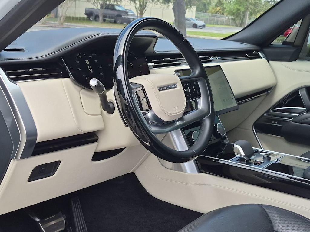 Thumbnail: 2023 Land Rover Range Rover - 2