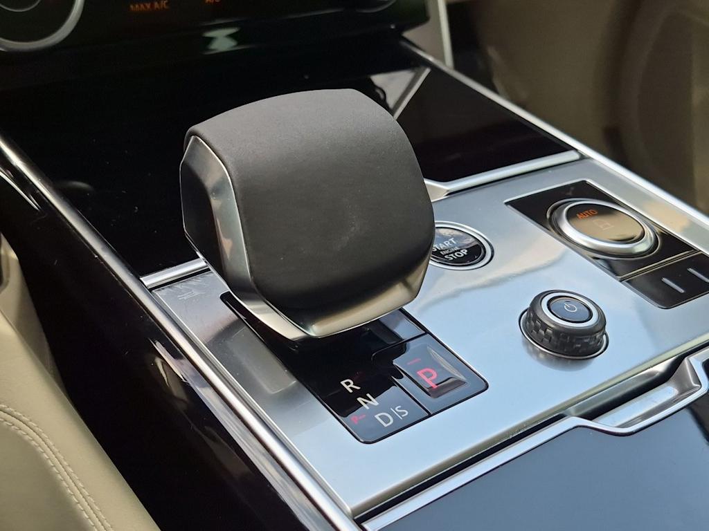 Thumbnail: 2023 Land Rover Range Rover - 33