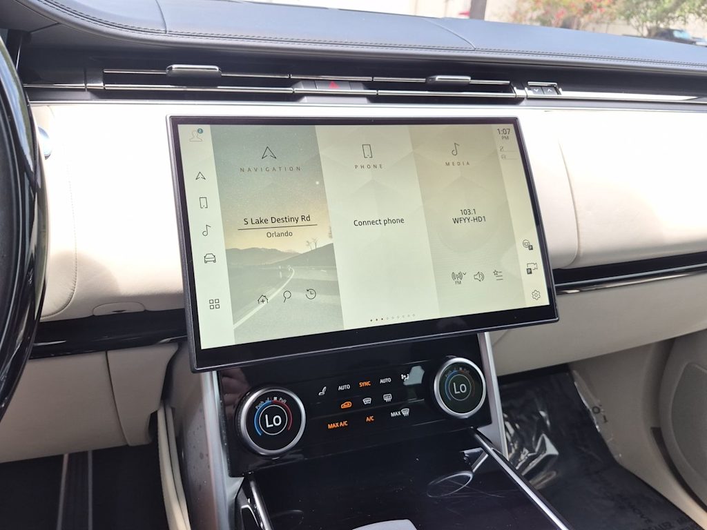 Thumbnail: 2023 Land Rover Range Rover - 14
