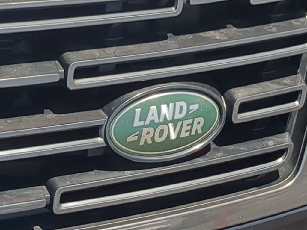 Thumbnail: 2023 Land Rover Range Rover - 25
