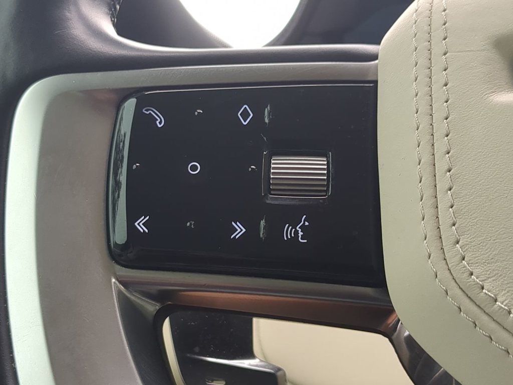 Thumbnail: 2023 Land Rover Range Rover - 31