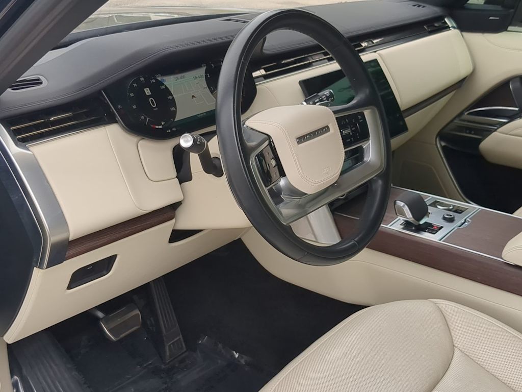 Thumbnail: 2023 Land Rover Range Rover - 2
