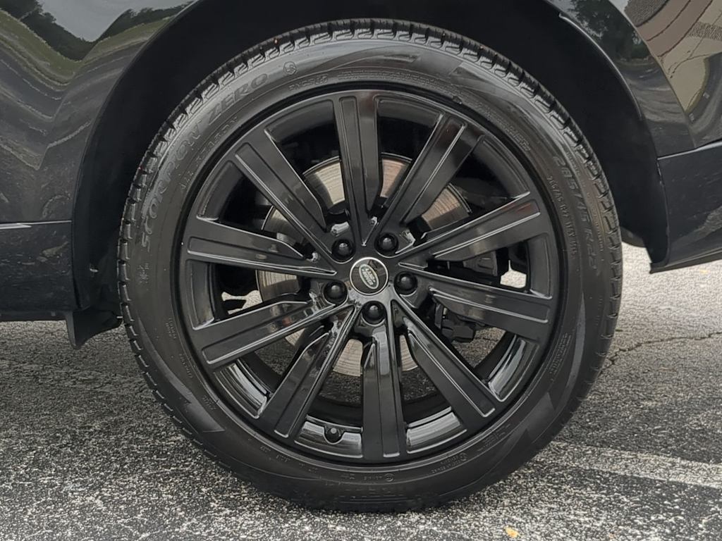 Thumbnail: 2023 Land Rover Range Rover - 7