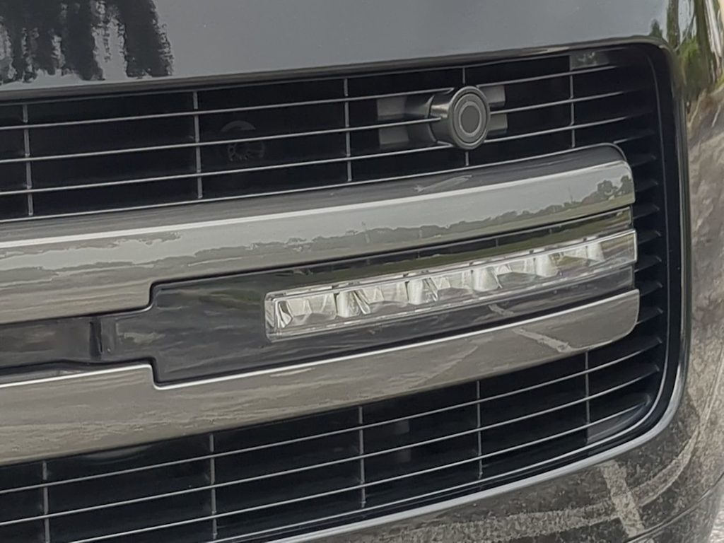 Thumbnail: 2023 Land Rover Range Rover - 25