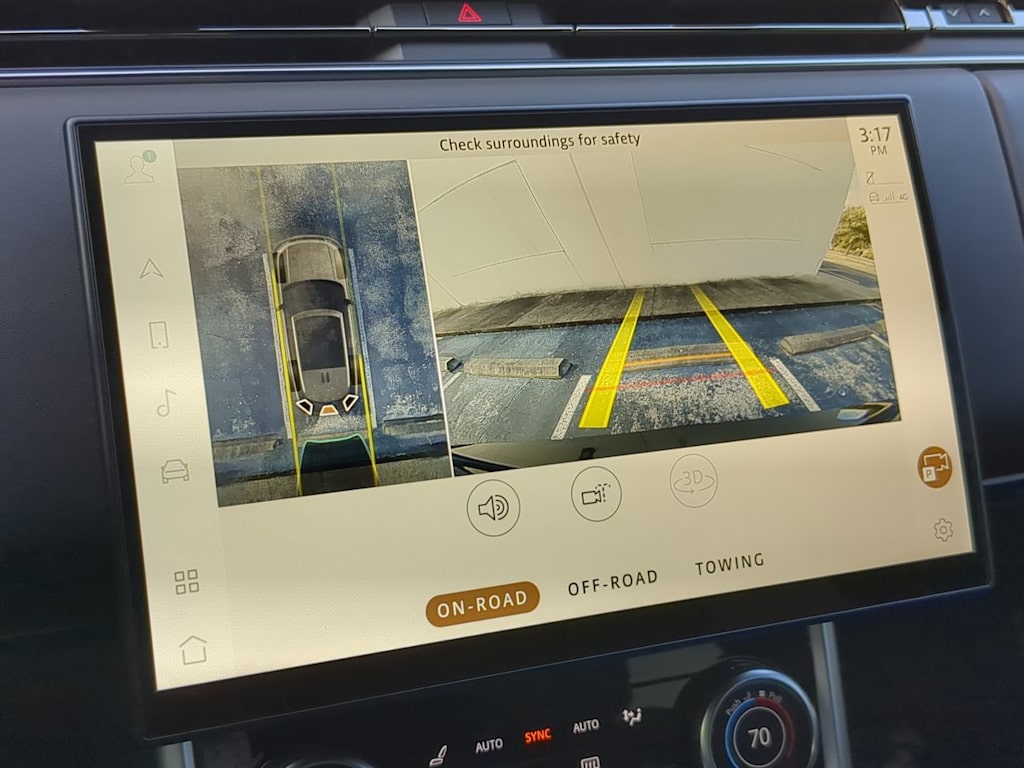 Thumbnail: 2023 Land Rover Range Rover - 35