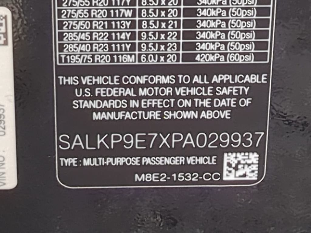 Thumbnail: 2023 Land Rover Range Rover - 19