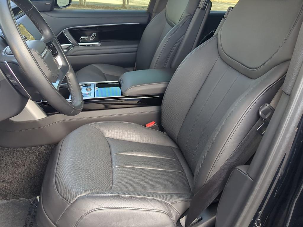 Thumbnail: 2023 Land Rover Range Rover - 10