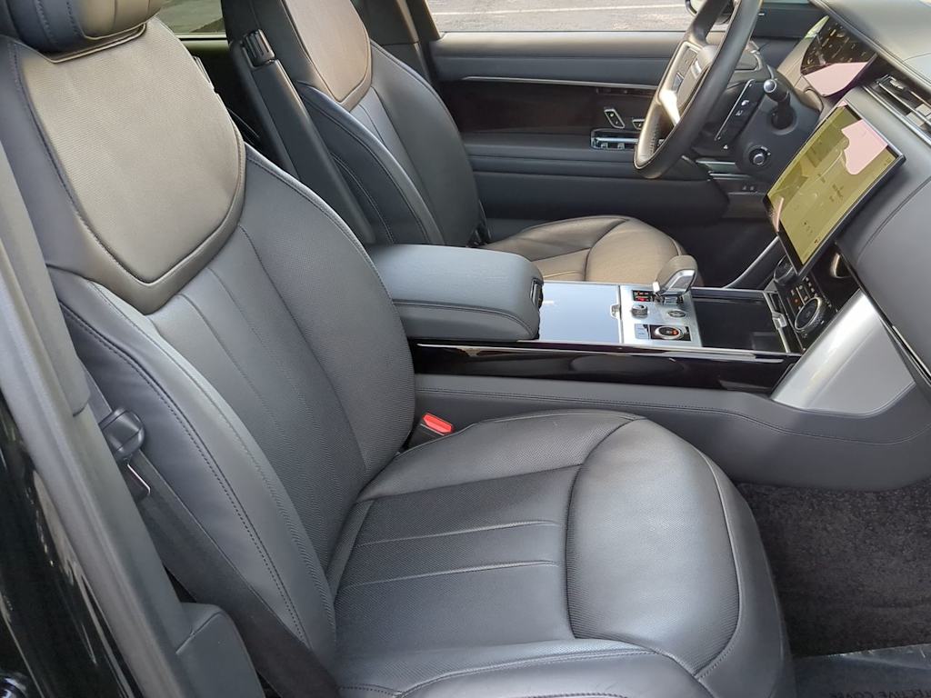 Thumbnail: 2023 Land Rover Range Rover - 11