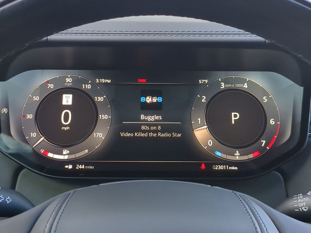 Thumbnail: 2023 Land Rover Range Rover - 16