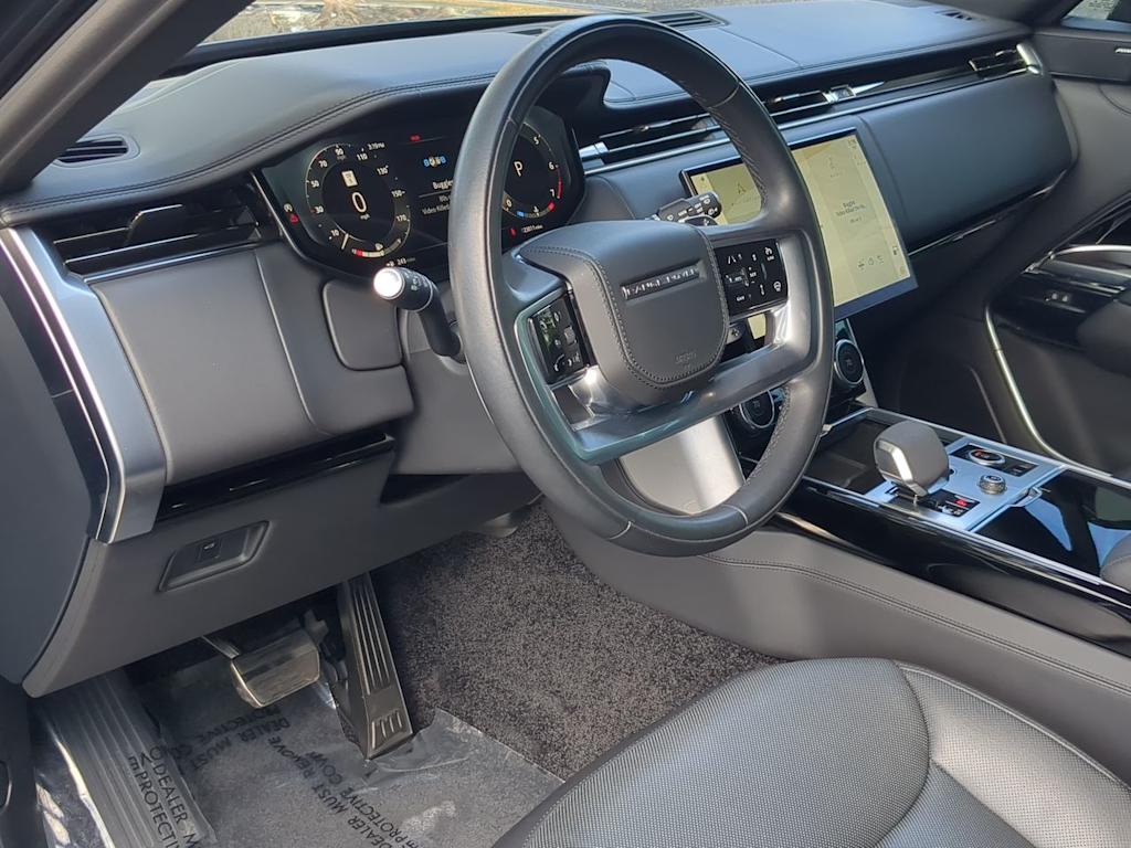 Thumbnail: 2023 Land Rover Range Rover - 2