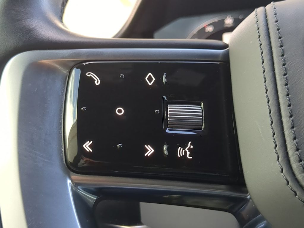 Thumbnail: 2023 Land Rover Range Rover - 14