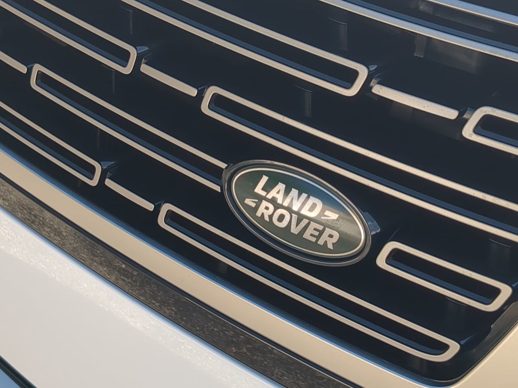 Thumbnail: 2025 Land Rover Range Rover - 24