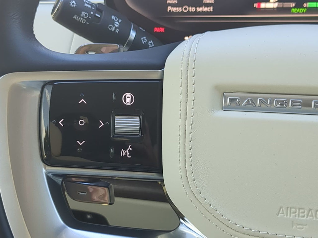 Thumbnail: 2025 Land Rover Range Rover - 30