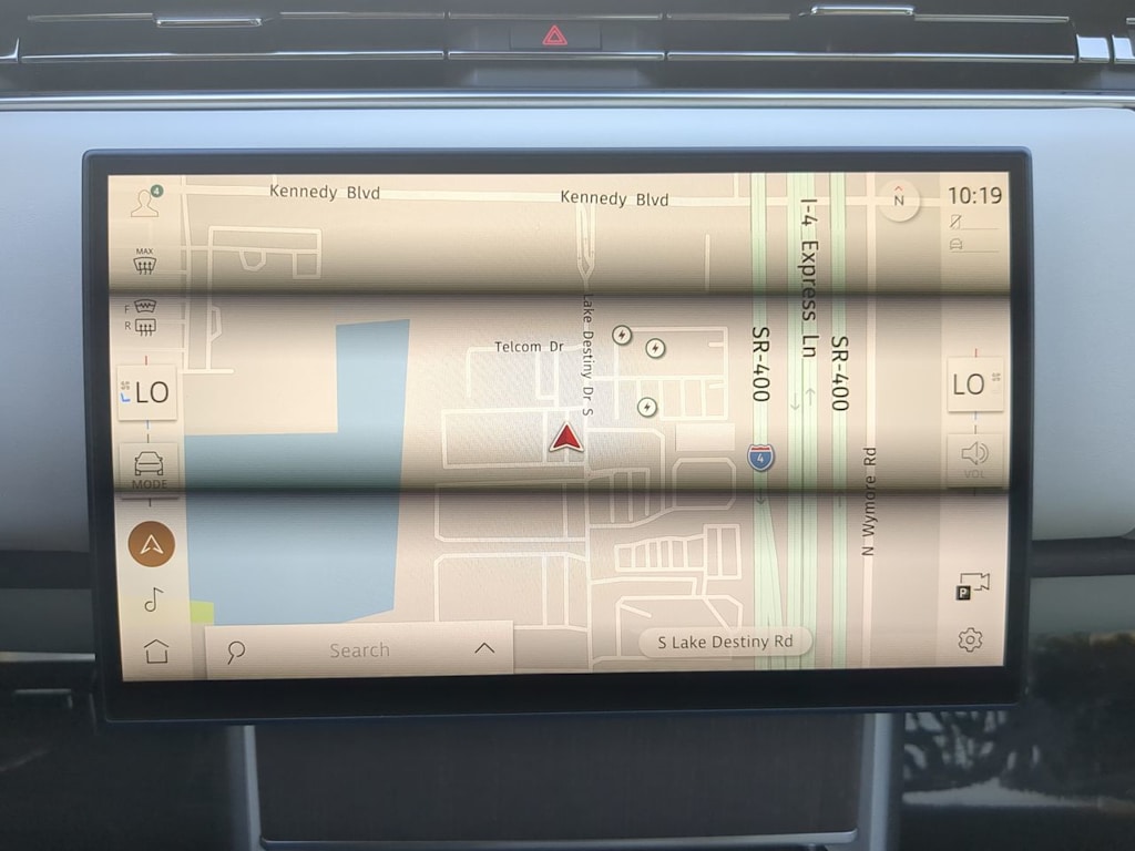 Thumbnail: 2025 Land Rover Range Rover - 34