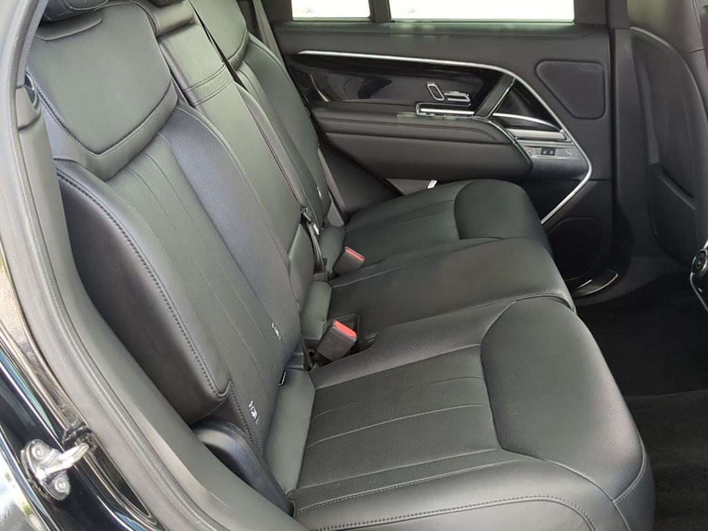 Thumbnail: 2025 Land Rover Range Rover - 28