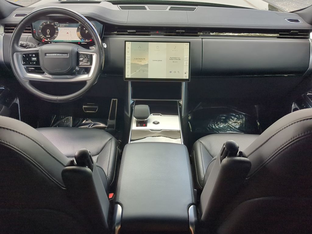 Thumbnail: 2025 Land Rover Range Rover - 8