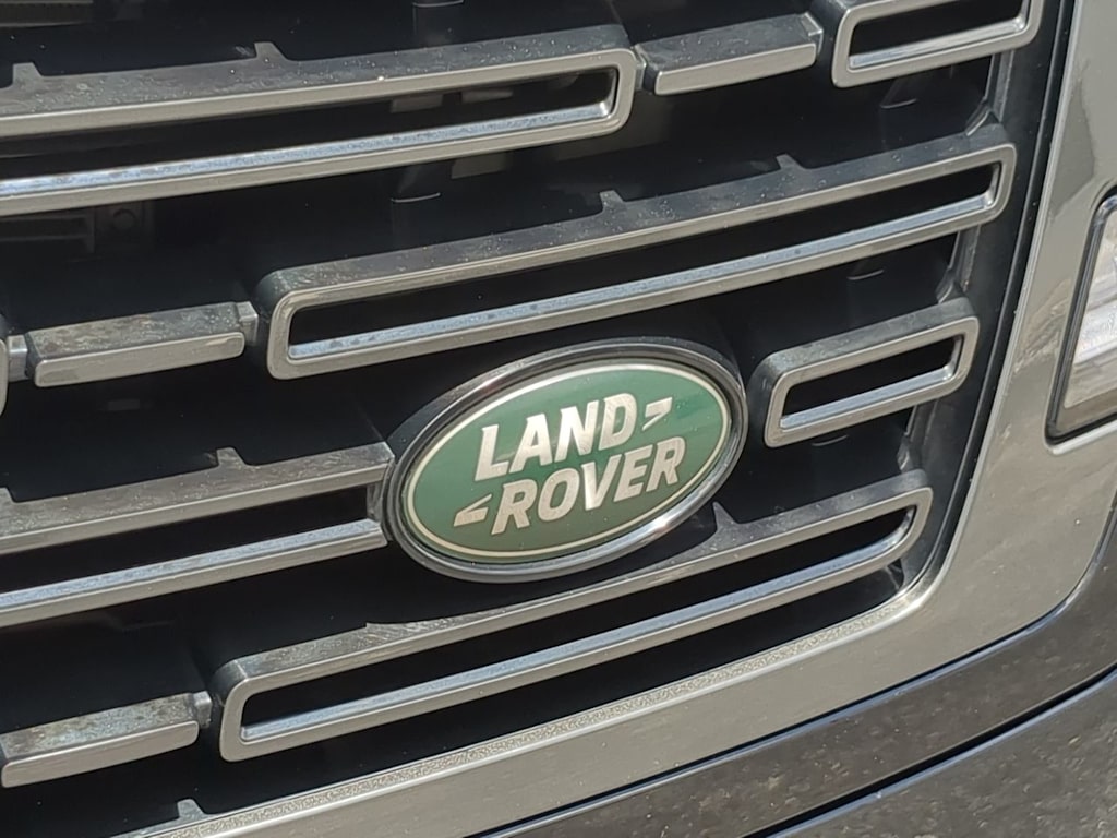 Thumbnail: 2025 Land Rover Range Rover - 24